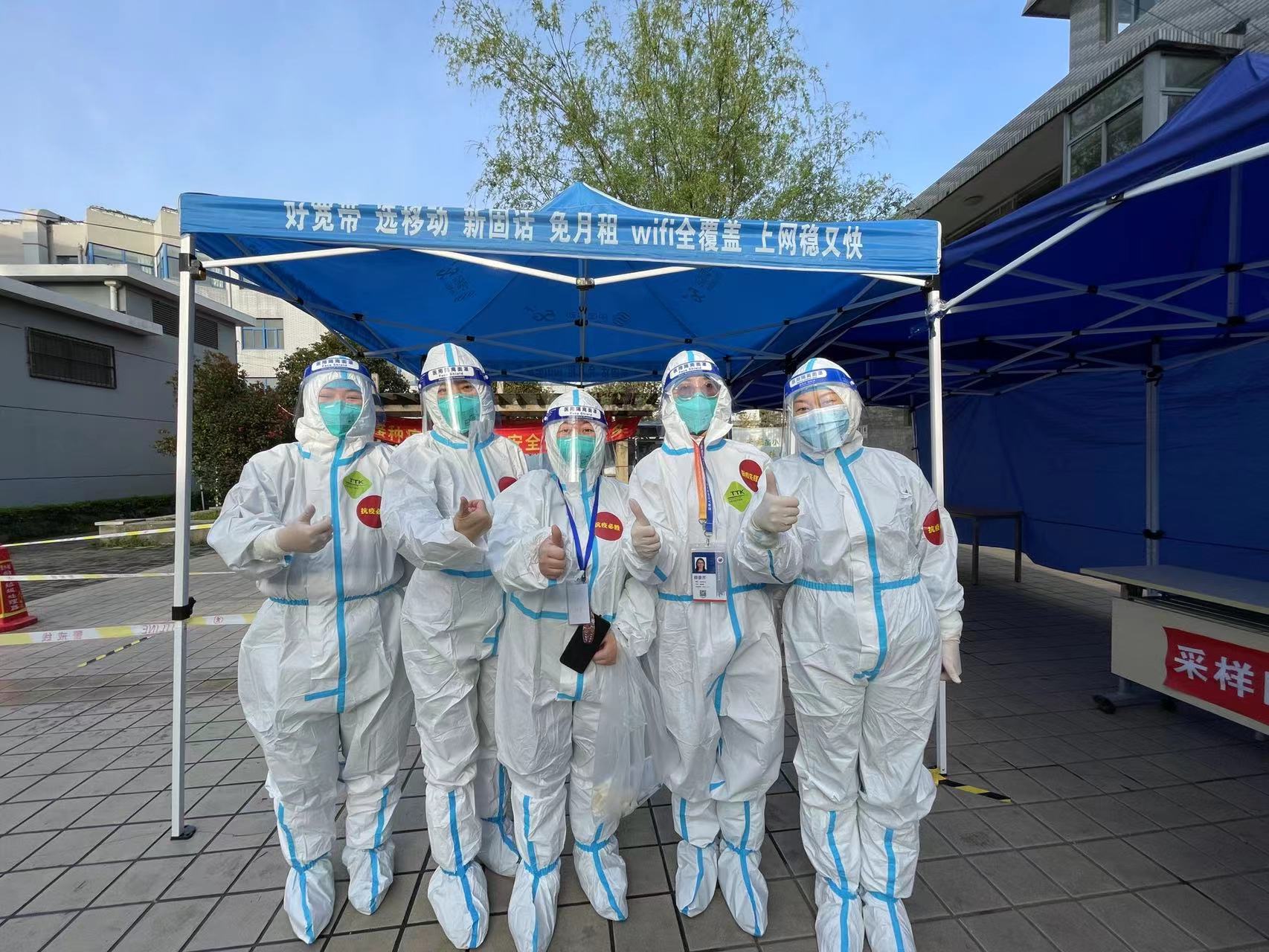 侯雅芳 靜安區(qū)彭浦鎮(zhèn)翔前街道社區(qū)志愿者服務002